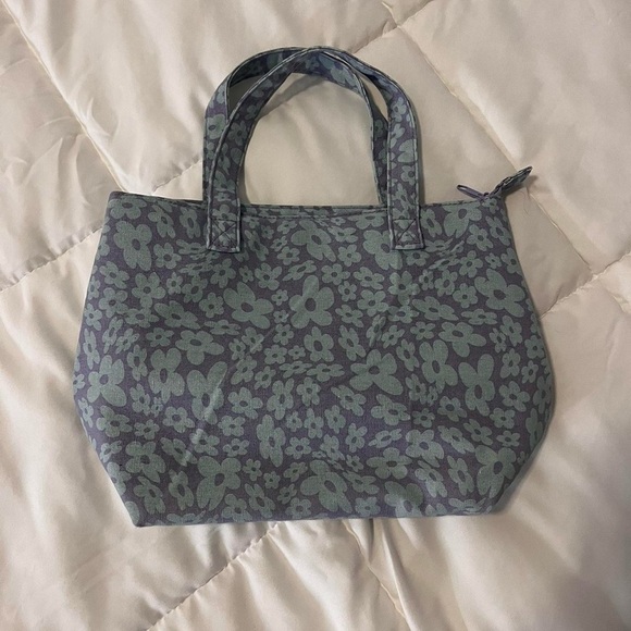 cotton on bag - Picture 1 of 2